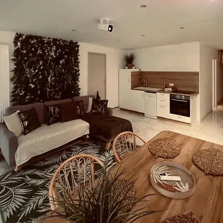 Jungle Suite, Jacuzzi A 7 Min De La